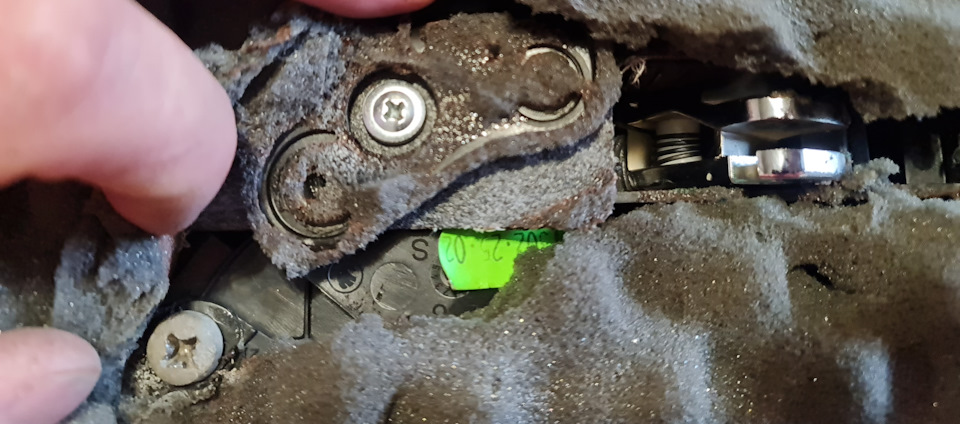 Перетяжка накладок термокожей — Skoda Octavia A7 Mk3, 1,8 л, 2016 года ...