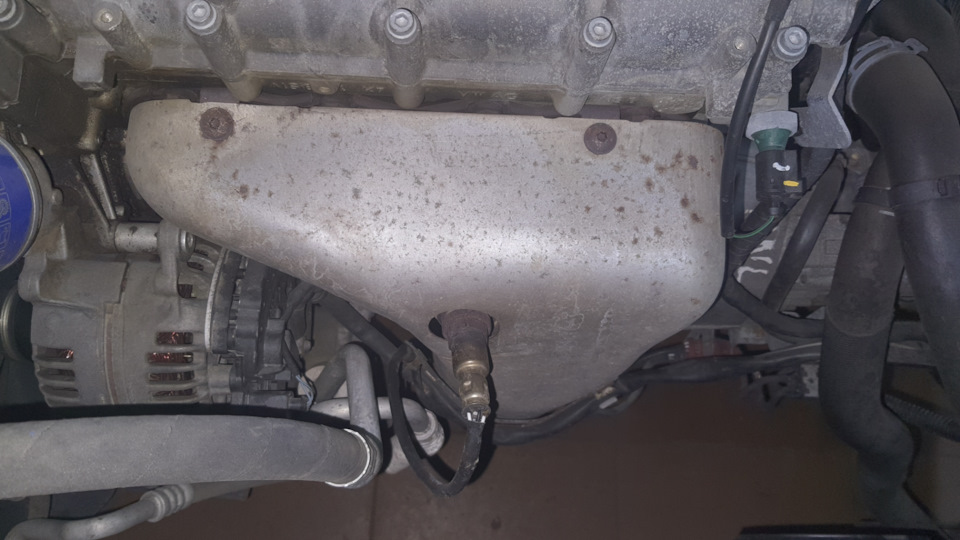 Треснул выпускной коллектор, замена (тюнинг) — Volkswagen Jetta VI, 1,6 ...