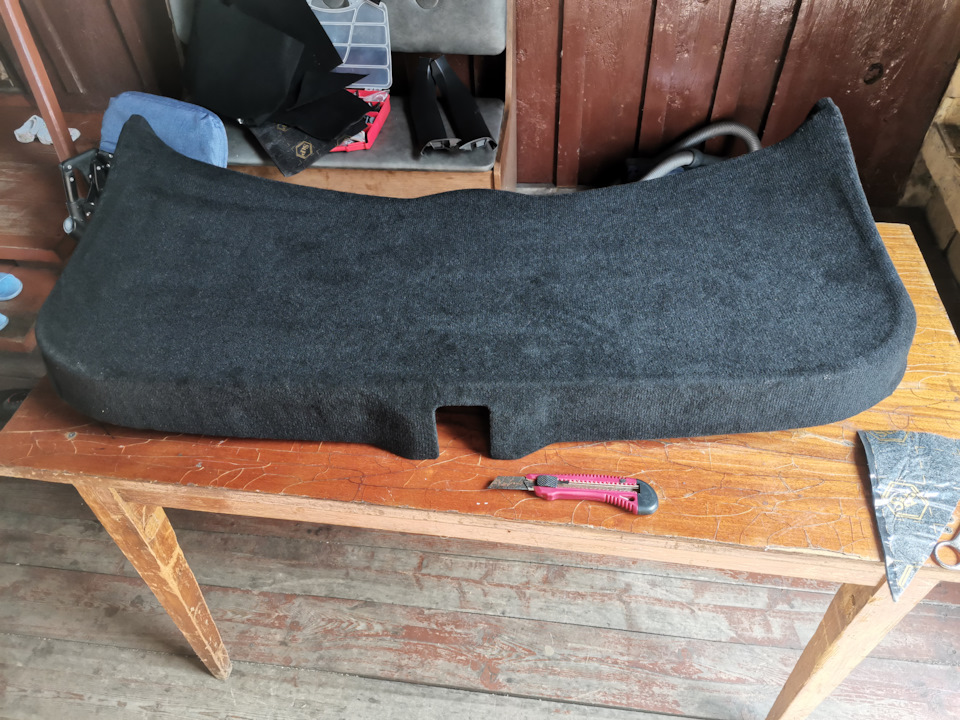 Перетяжка обшивы двери багажника карпетом. — Toyota E 140, 1,8 л, 2008 ...