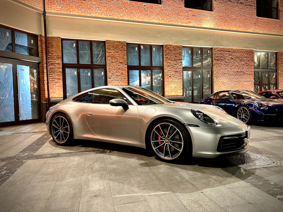 pirelli-vs-michelin-porsche-911-992-3-2021-drive2