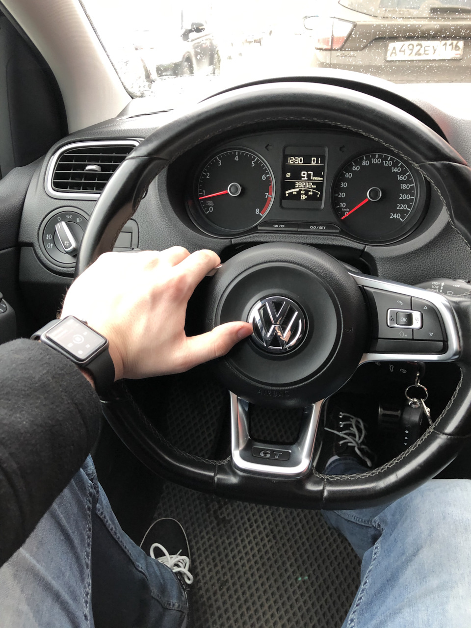 Как снять руль поло 2019 Изучу спрос на руль - Volkswagen Polo Sedan, 1,6 л, 2012 года аксессуары DRIVE2