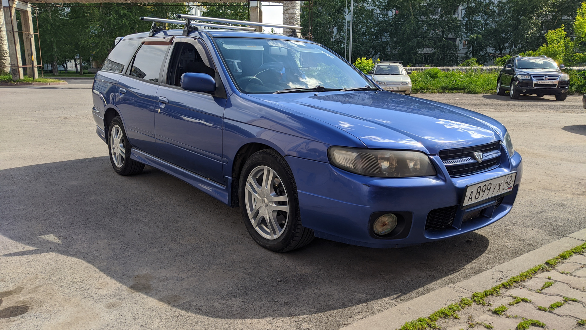 Ниссан Авенир 2001 год