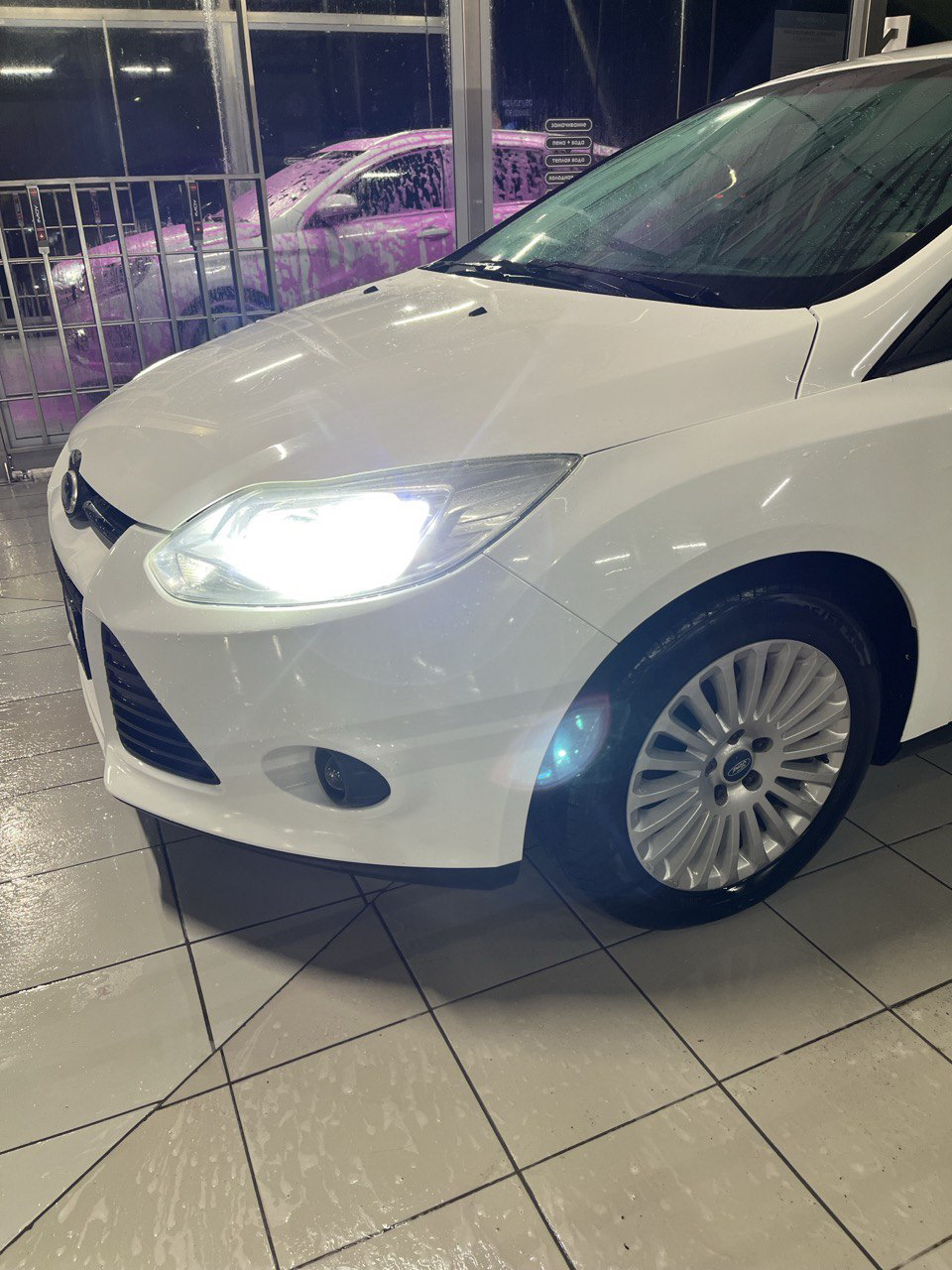 Led лампы — Ford Focus Sedan III, 1,6 л, 2011 года | электроника | DRIVE2