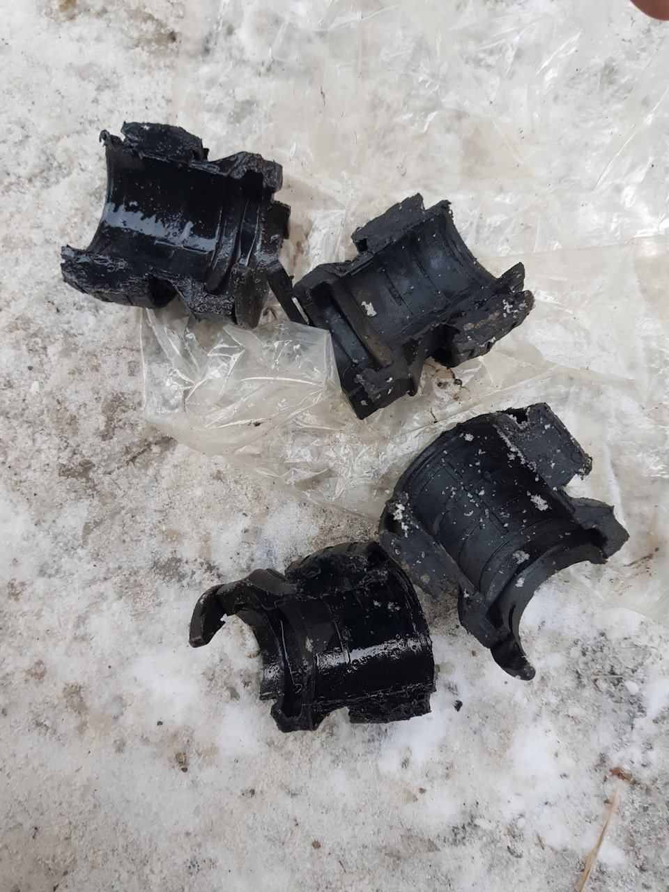 Втулки стаба — Volkswagen Touareg (1G), 3 л, 2008 года | своими руками ...