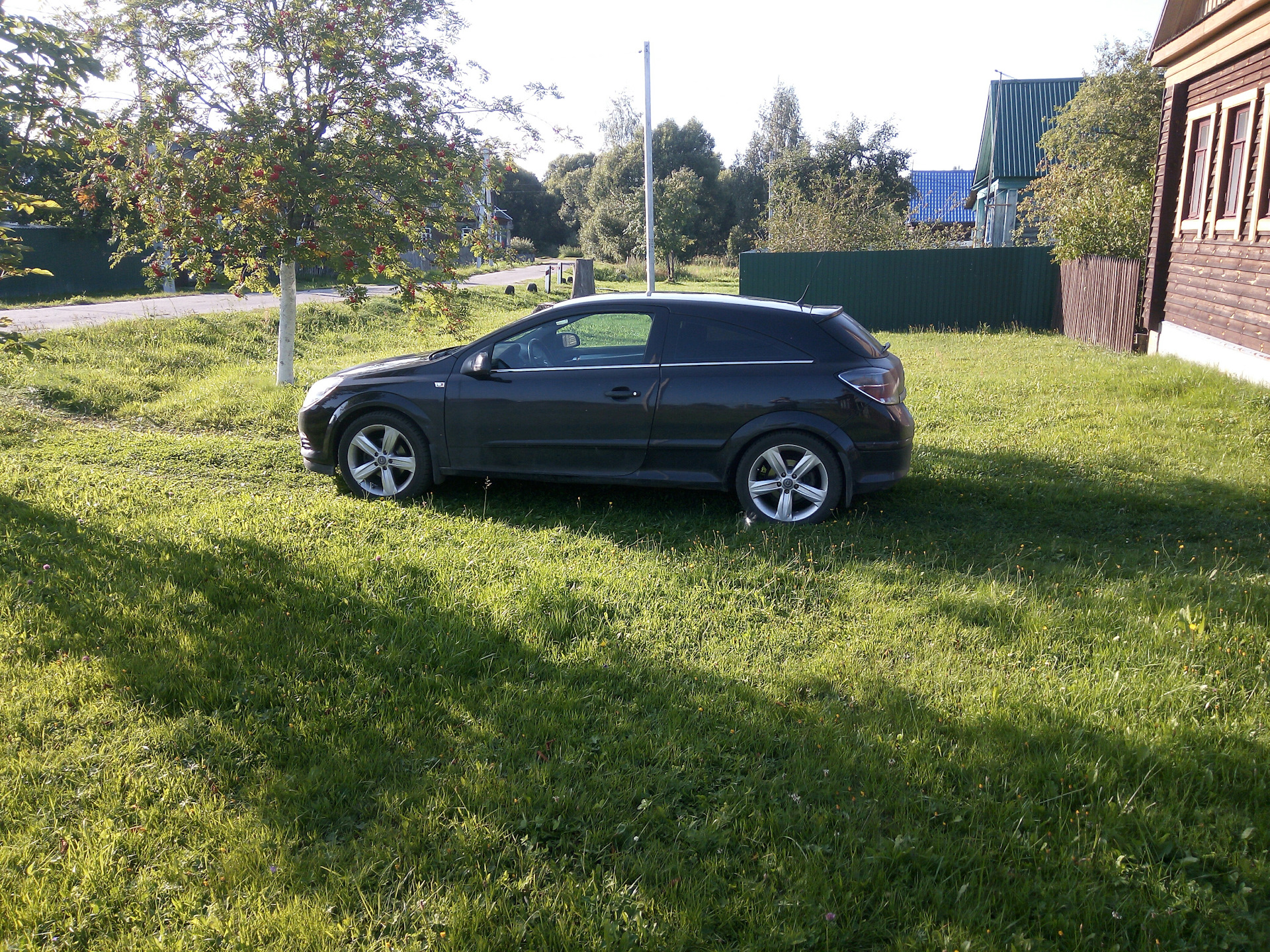 Новая летняя резина Nokian Nordman SZ 225/45/17 — Opel Astra H GTC, 1,8 ...