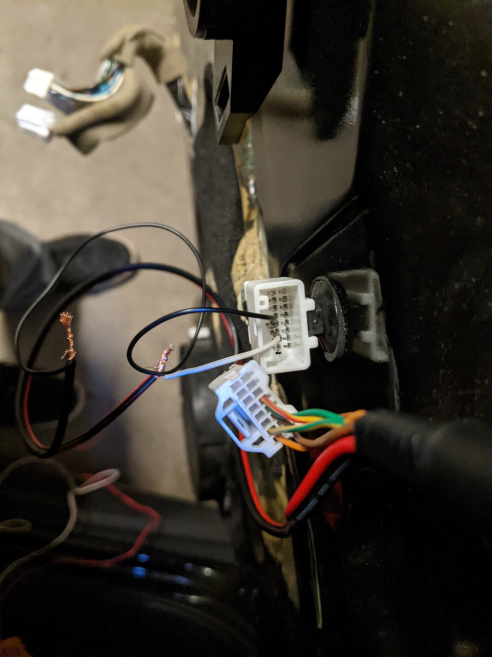 Возвращение к обогреву зеркал. — Nissan Juke (1G), 1,2 л, 2015 года ...