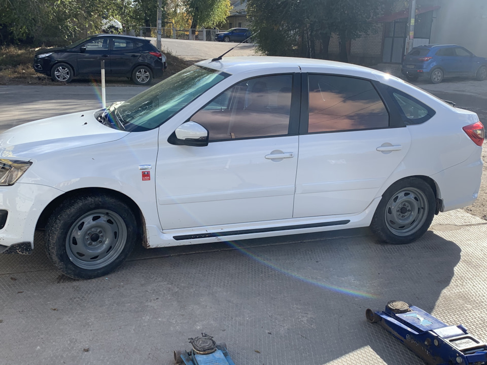 Установка болотных штампов r 15 — Lada Гранта Лифтбек (1G), 1,6 л, 2015 ...