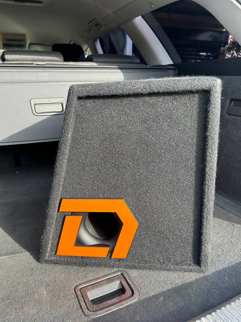 Активный сабвуфер Dl Audio Piranha 12A SE в A4 B7 Avant — Audi A4 Avant ...