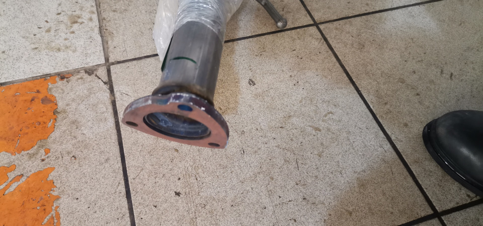 Замена резонатора глушителя Лада Веста SW — Lada Vesta SW (1G), 1,6 л ...