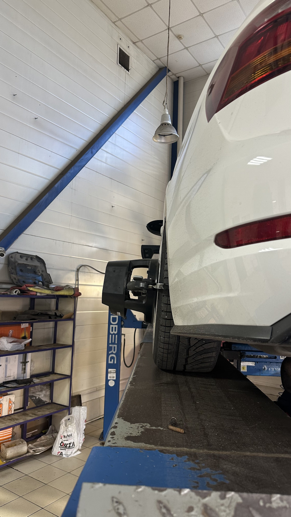 Отрицательный развал задних колес — Volkswagen Jetta VII, 2 л, 2019 ...