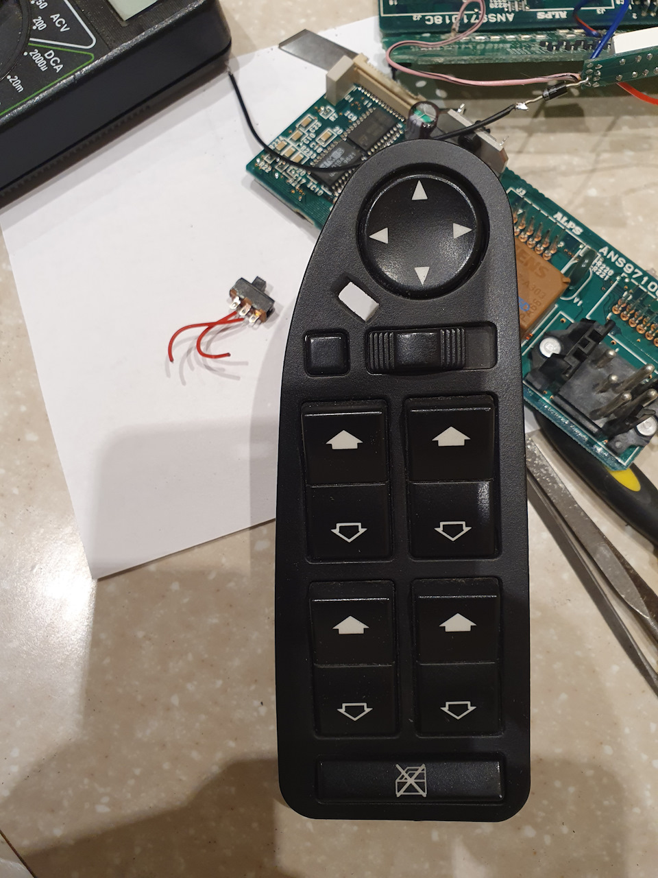 Фото в бортжурнале BMW 5 series (E39)