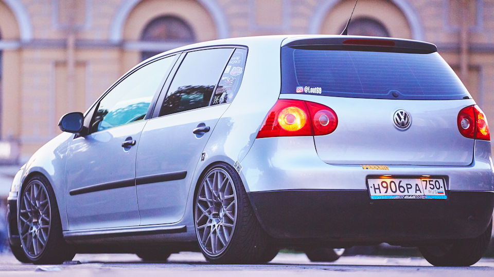 Авито фольксваген гольф 5. Vw golf mk5. Фольксваген гольф 5 2011. Авито фольксваген гольф 5. Volkswagen golf gti 2009.
