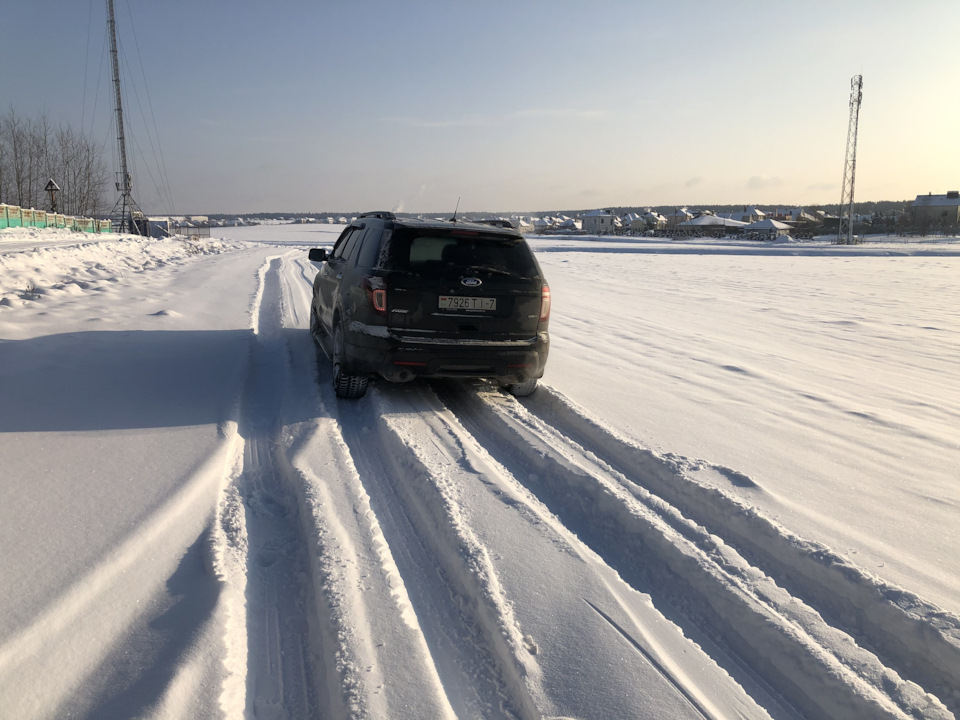 Ford Explorer Winter