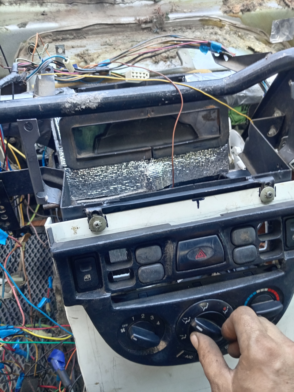 Так на лоб и в ноги — Lada 2120 Надежда