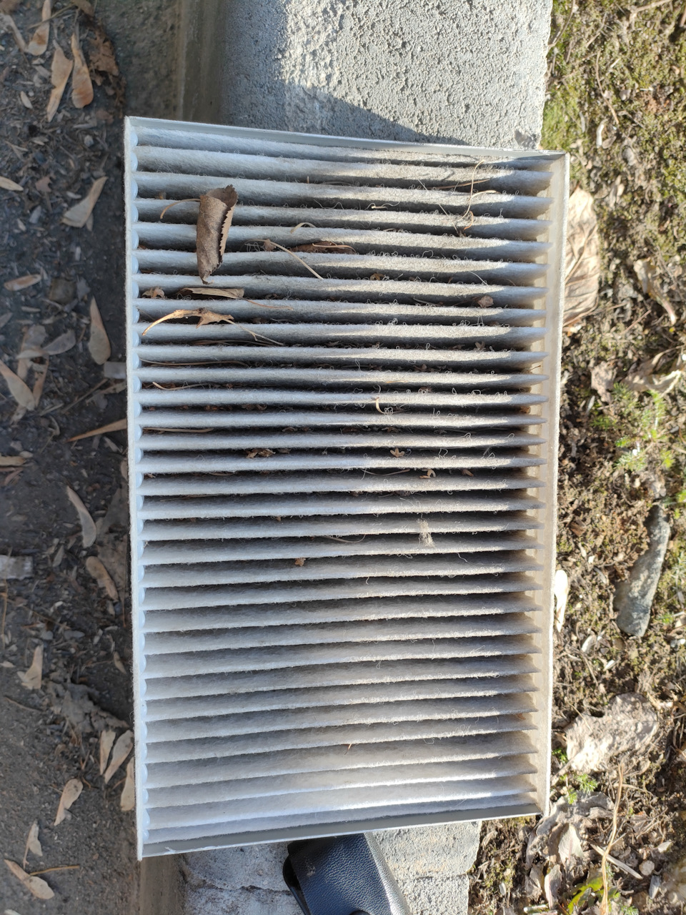 Замена свечей и салонного фильтра — Lada Калина хэтчбек, 1,6 л, 2012 ...