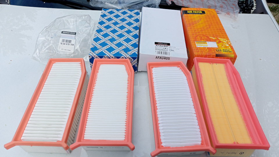 Красавцы … Для наглядности добавил еще и оригинальный реношный фильтр. — Renault Duster (1G). Запчасти на фото: AFAU405