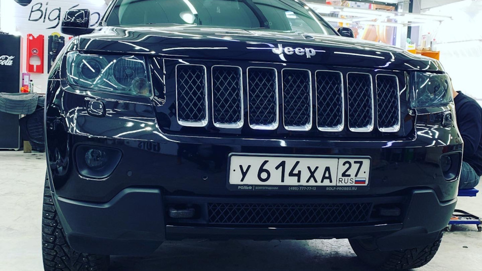 Jeep Grand Cherokee Чёрный ксералик