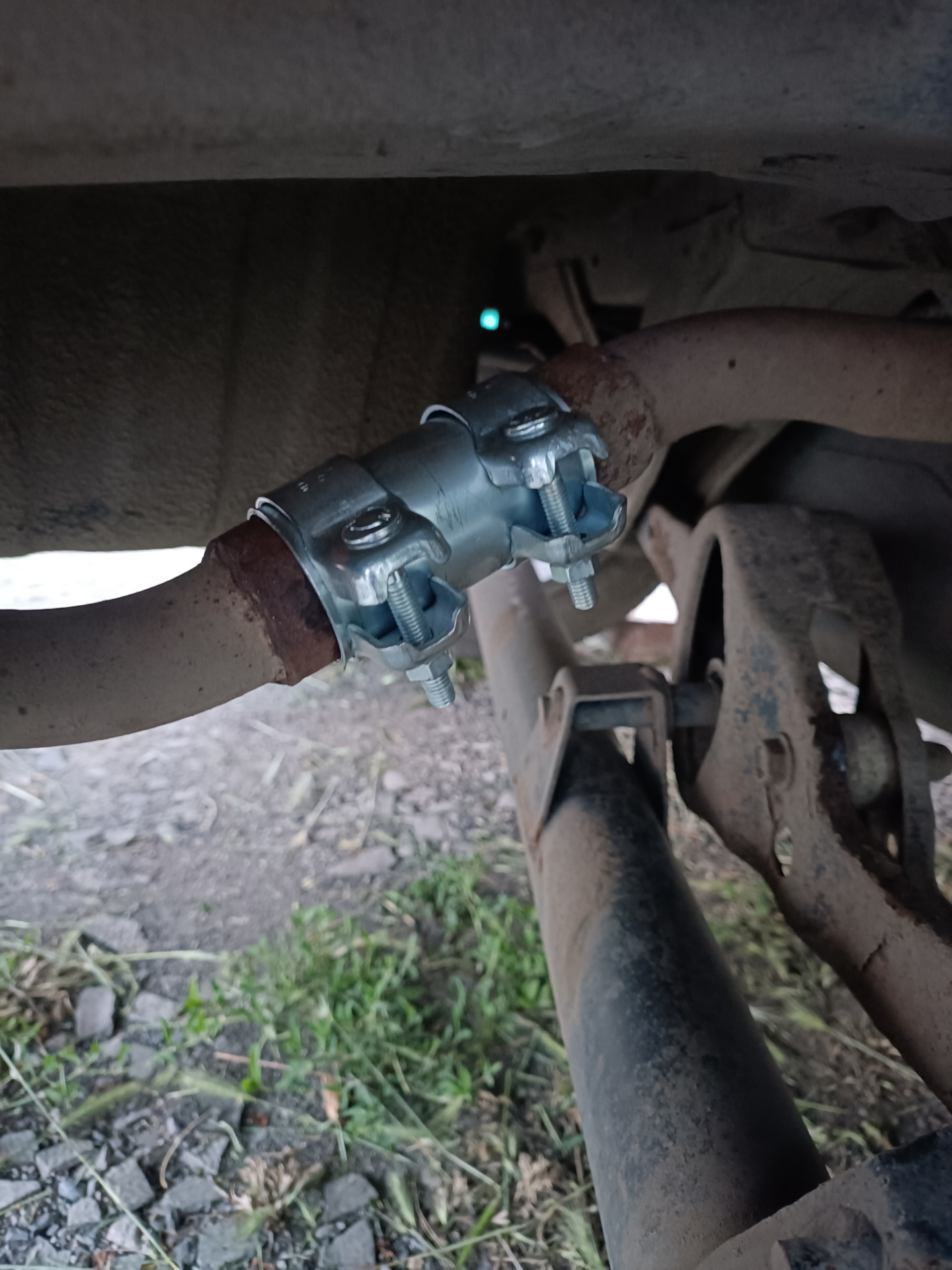 50) Поездка в Крым, выхлопная труба. — Nissan Almera Classic (B10), 1,6 ...