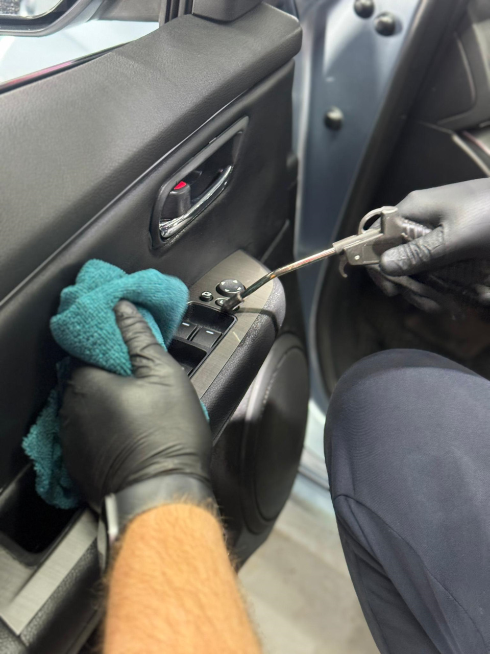 Химчистка салона Wrap You Up🫧 — Mazda 6 (2G) GH, 2 л, 2011 года ...