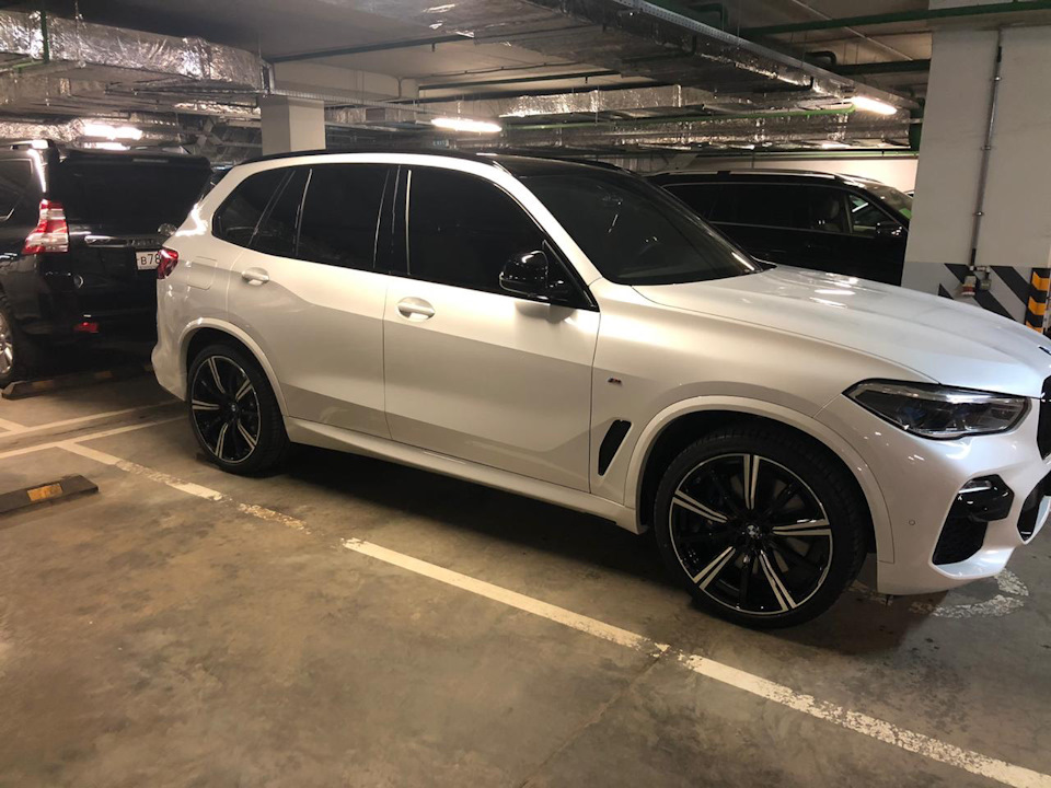 BMW x5 g05 r22