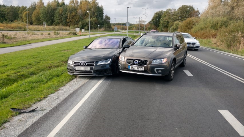 Вольво после аварии фото