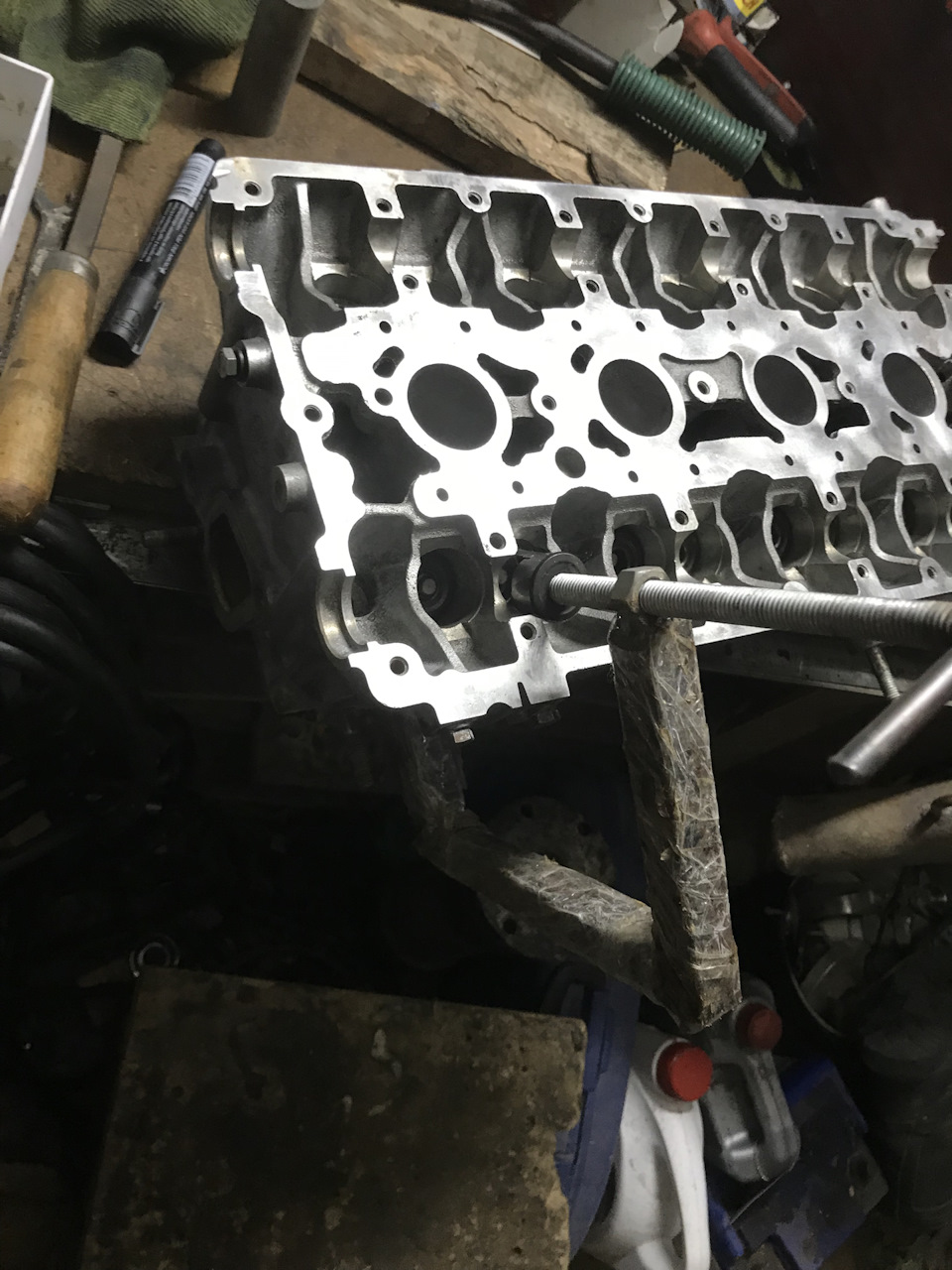 Кап ремонт двигателя. Часть 3. Частичная сборка гбц — Lada Приора седан ...