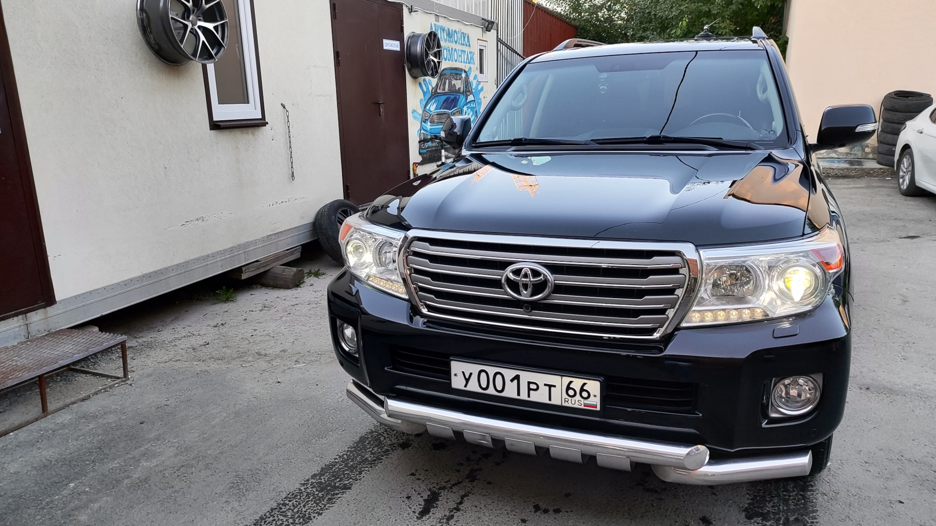 Купить Toyota Land Cruiser 2015 Года