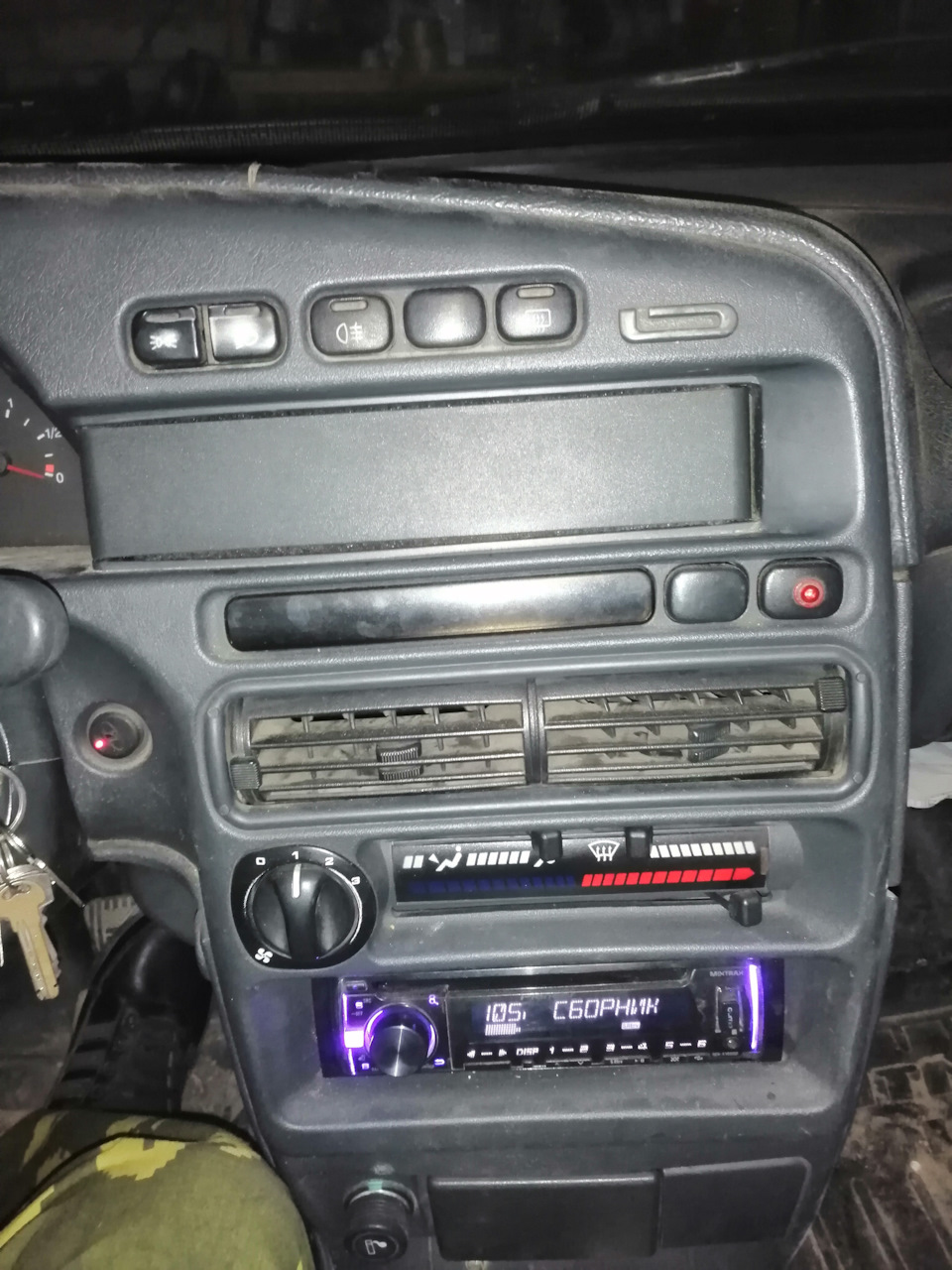 Установка бортового (маршрутного) компьютера — Lada 2114, 1,5 л, 2005 ...