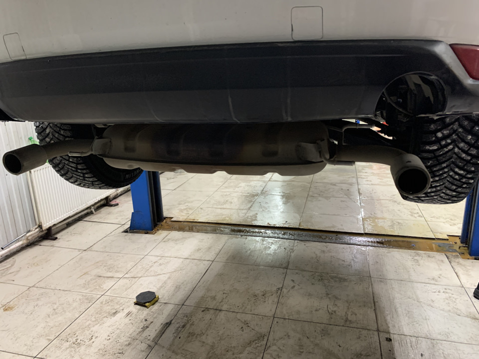 Насадки на глушитель — Mazda CX-5 (2G), 2,5 л, 2019 года | аксессуары ...