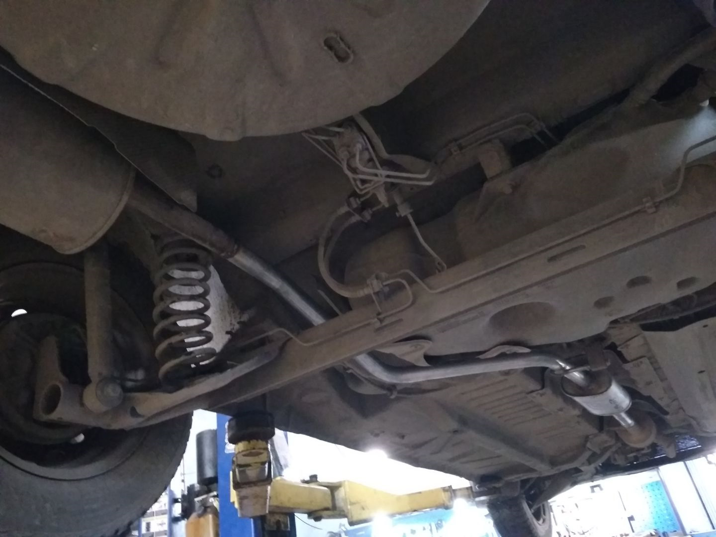 Замена резонатора на автомобиле Renault Logan 2010 года, г. Рязань ...