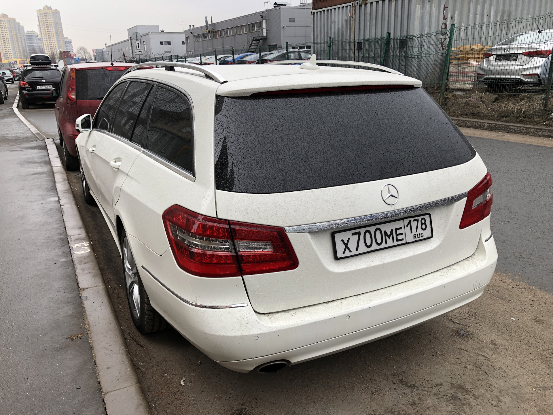 Мания клинлука. Дворник гудбай! — Mercedes-Benz E-class Estate (S212), 1,8  л, 2010 года | стайлинг | DRIVE2