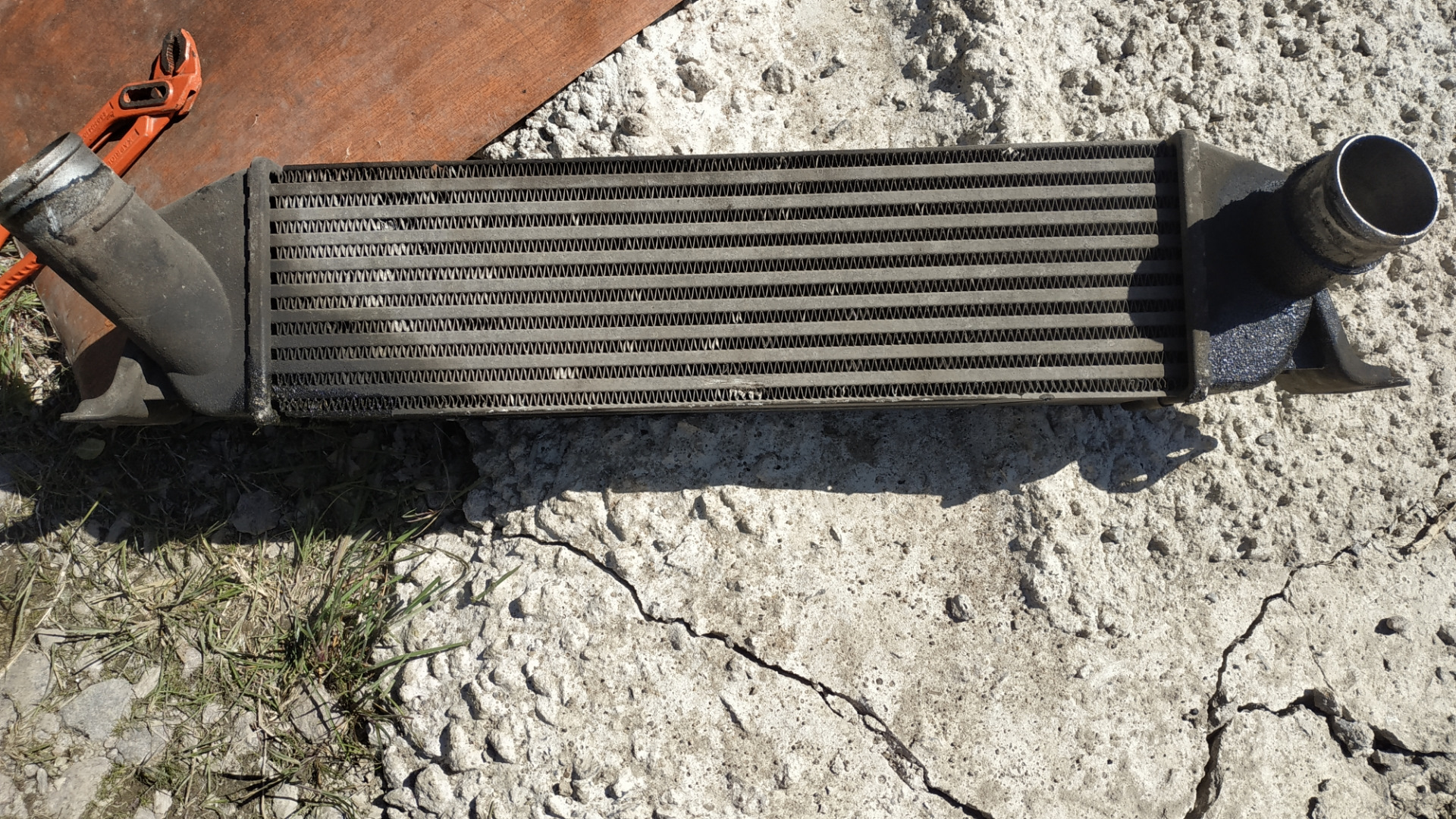 Интеркулер starex. Датчик на интеркулер гранд старекс. Интеркулер хендай гранд старекс евро 4. Интеркулер хендай гранд старекс. Интеркулер гранд старекс евро 4.