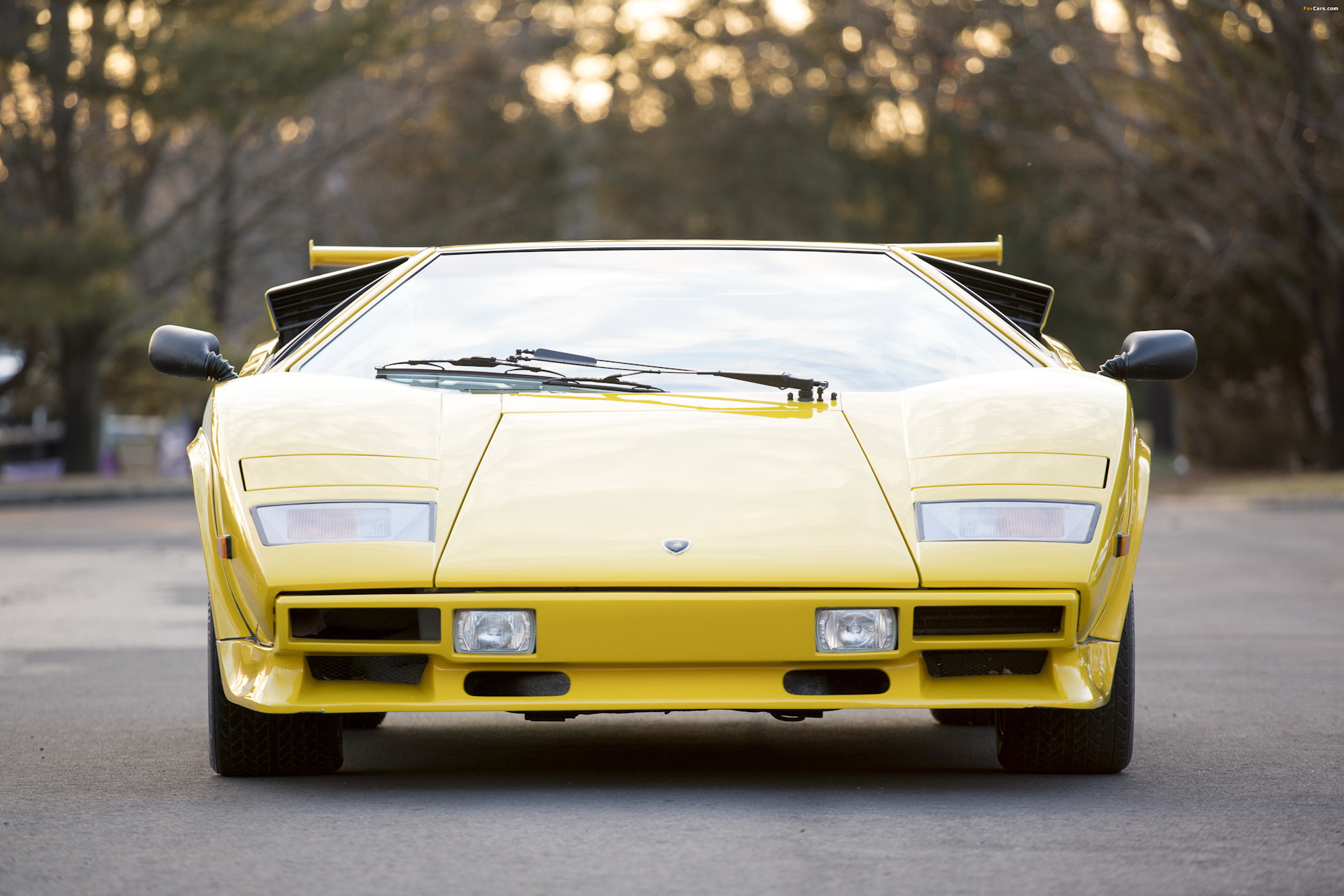 Lamborghini Countach Р¶РµР»С‚С‹Р№