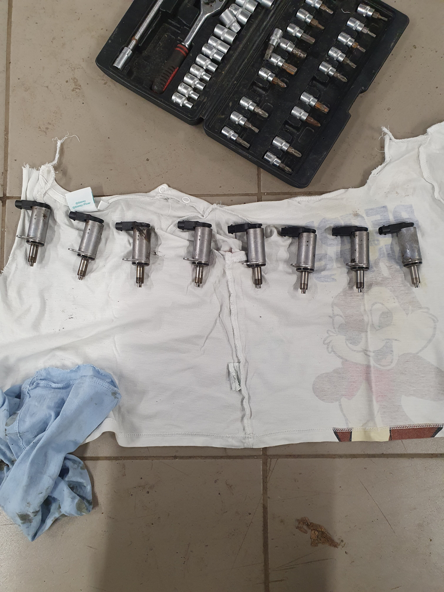 Замена колечек на электро магнитных клапанах — Audi TT (2G), 2 л, 2011 ...