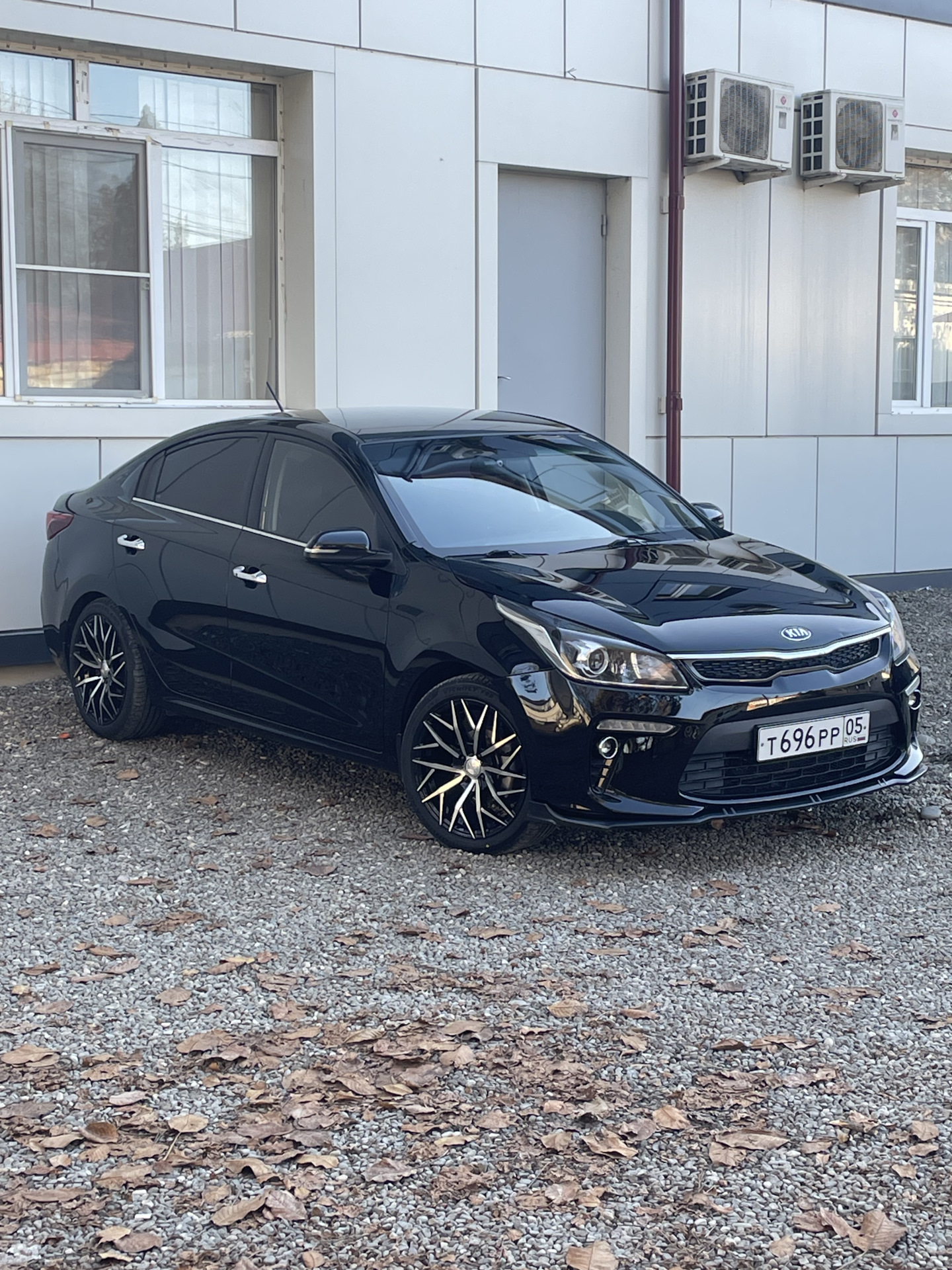 R17 css3347/ губа бампера — KIA Rio (4G), 1,6 л, 2019 года | колёсные ...
