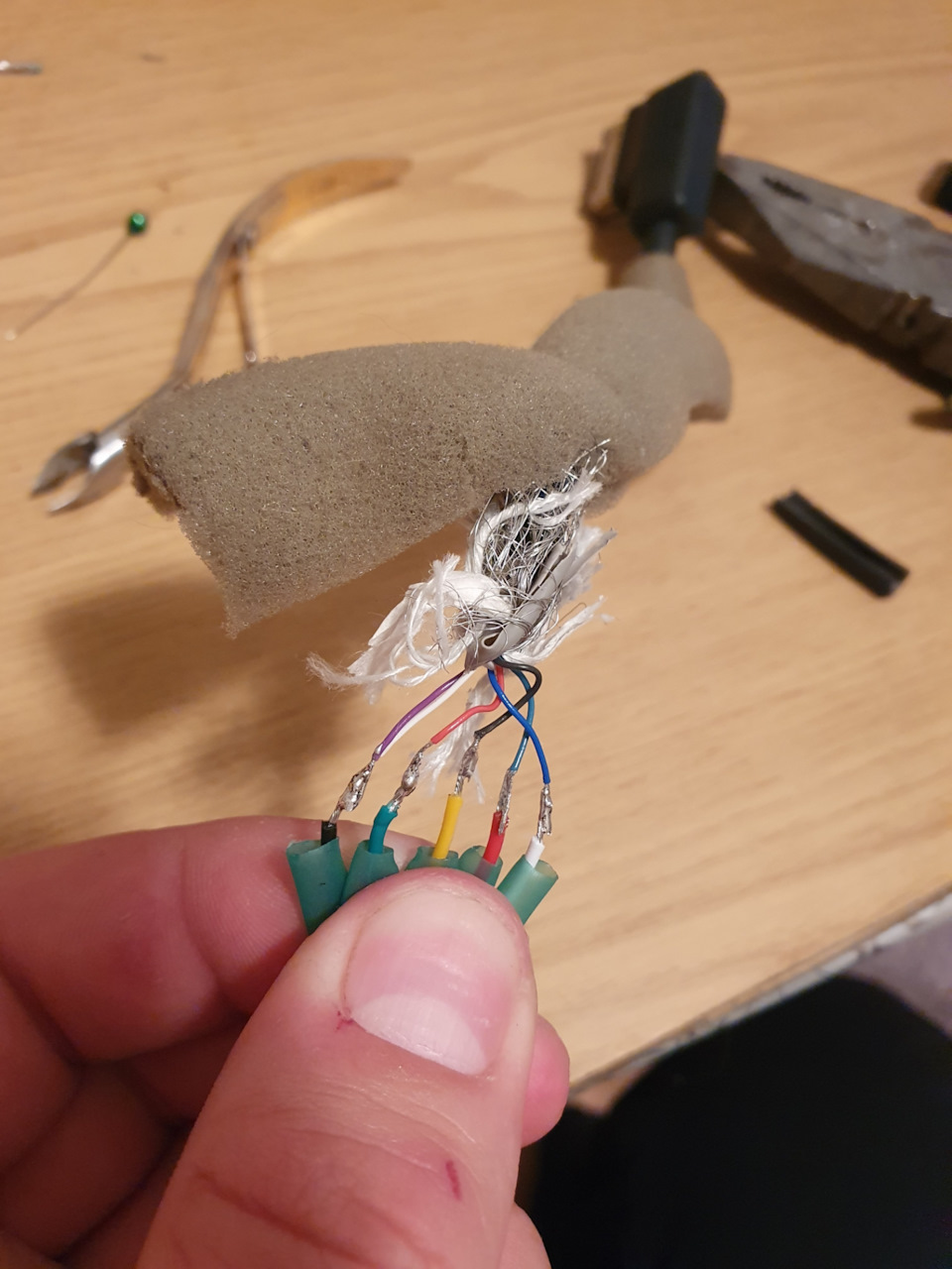 перепаял штатный ргб кабель — Opel Astra H