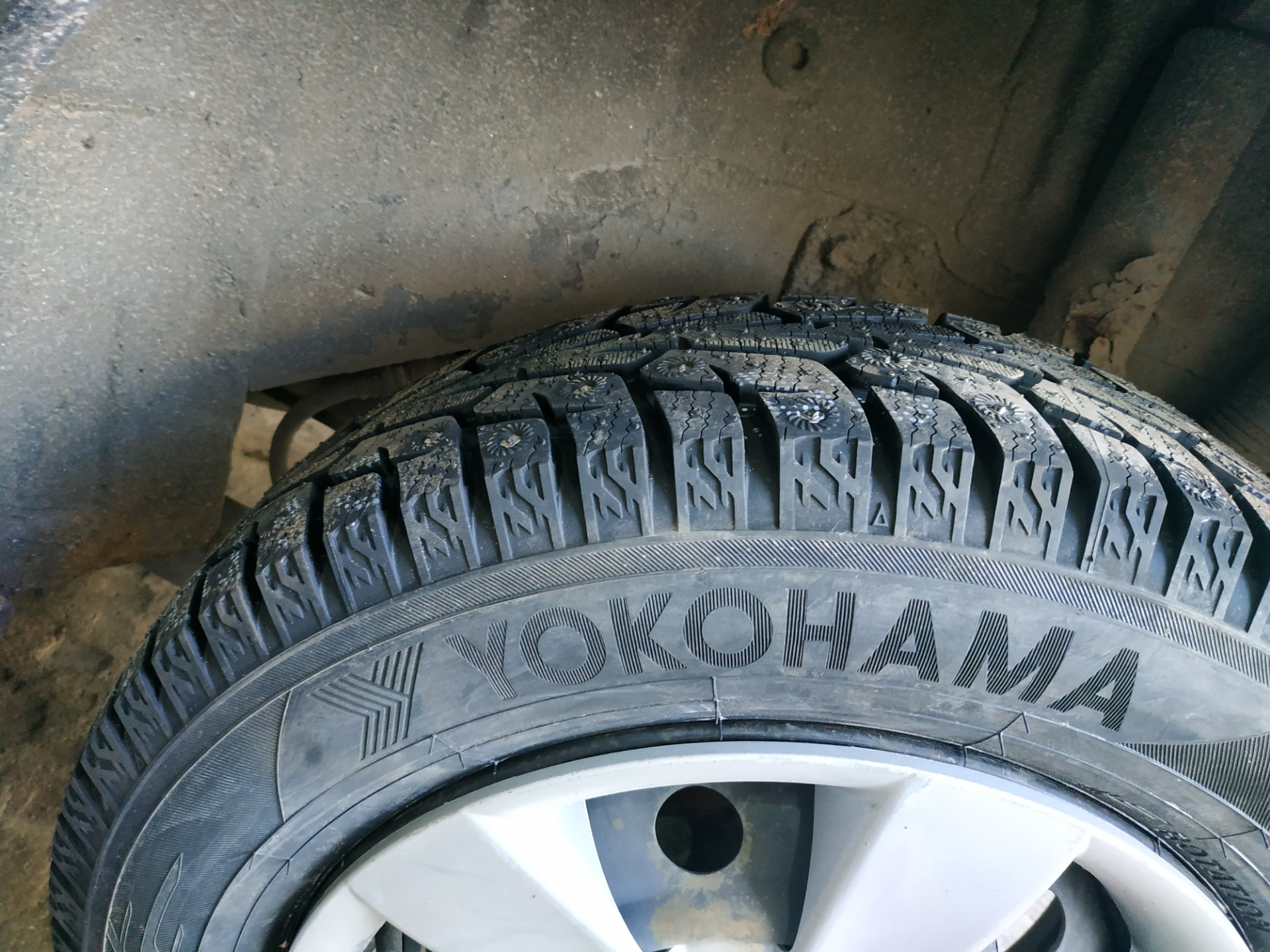 Шины yokohama r16