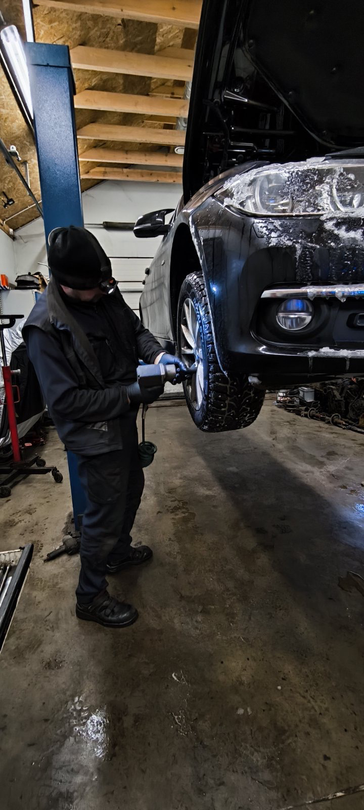 Oil service на bmw e30. замена масла бмв е39. бмв масло когда меняют. 5 2011 масло в двигатель. масло моторное бмв оригинал бензин.