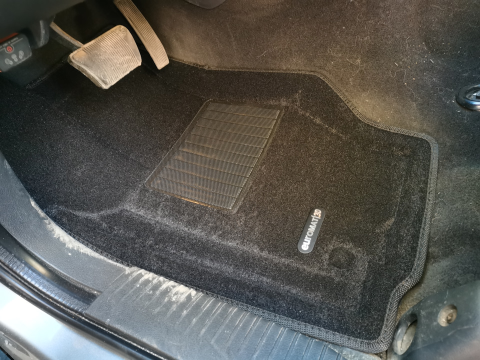 Водительский ковер — Jeep Grand Cherokee (WK)