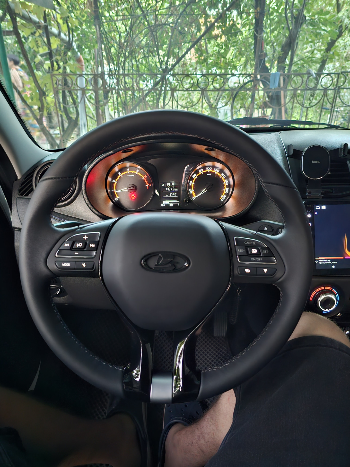 Замена штатного руля на мультируль — Lada Гранта Лифтбек (2G), 1,6 л ...