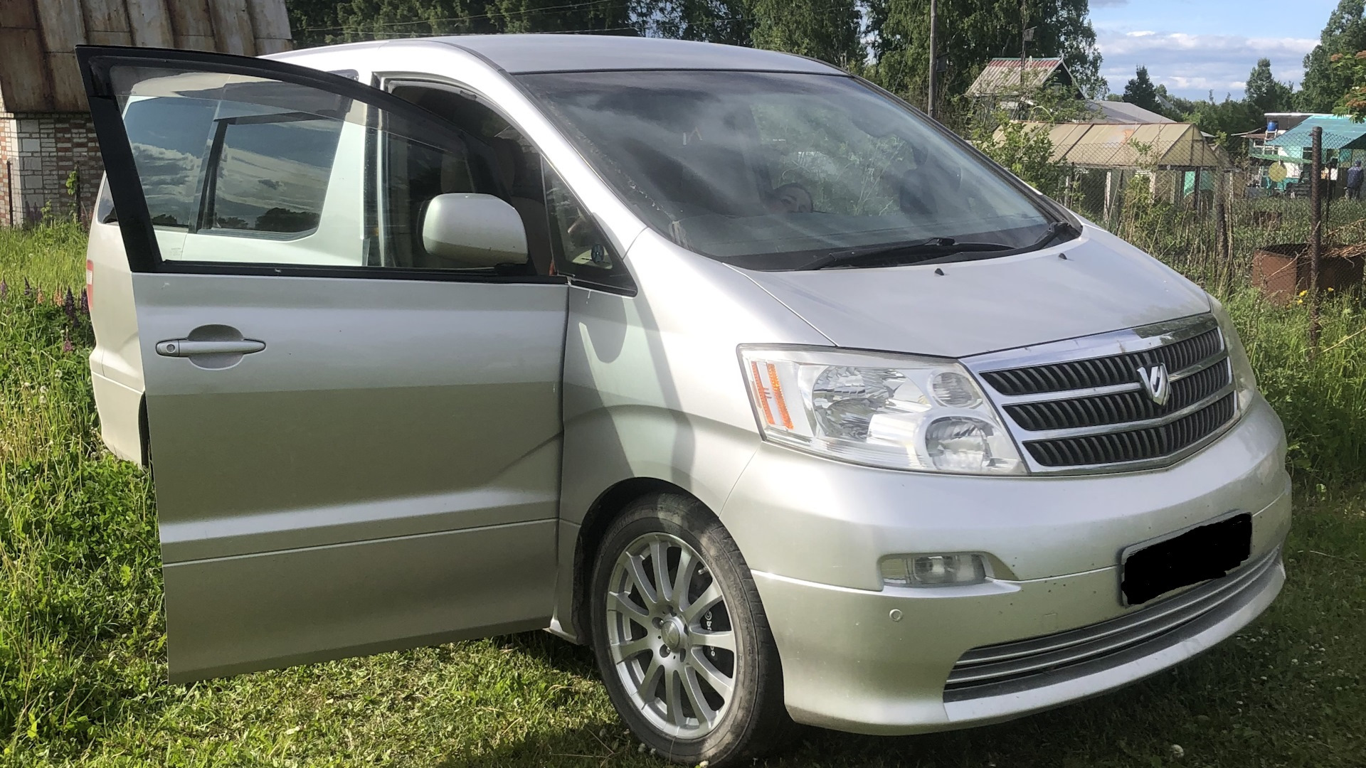 4 гибрид 2006. Минивэн альфард 2014. Тойота альфард 2015. Альфард 3л toyota alphard. Toyota alphard 2015.