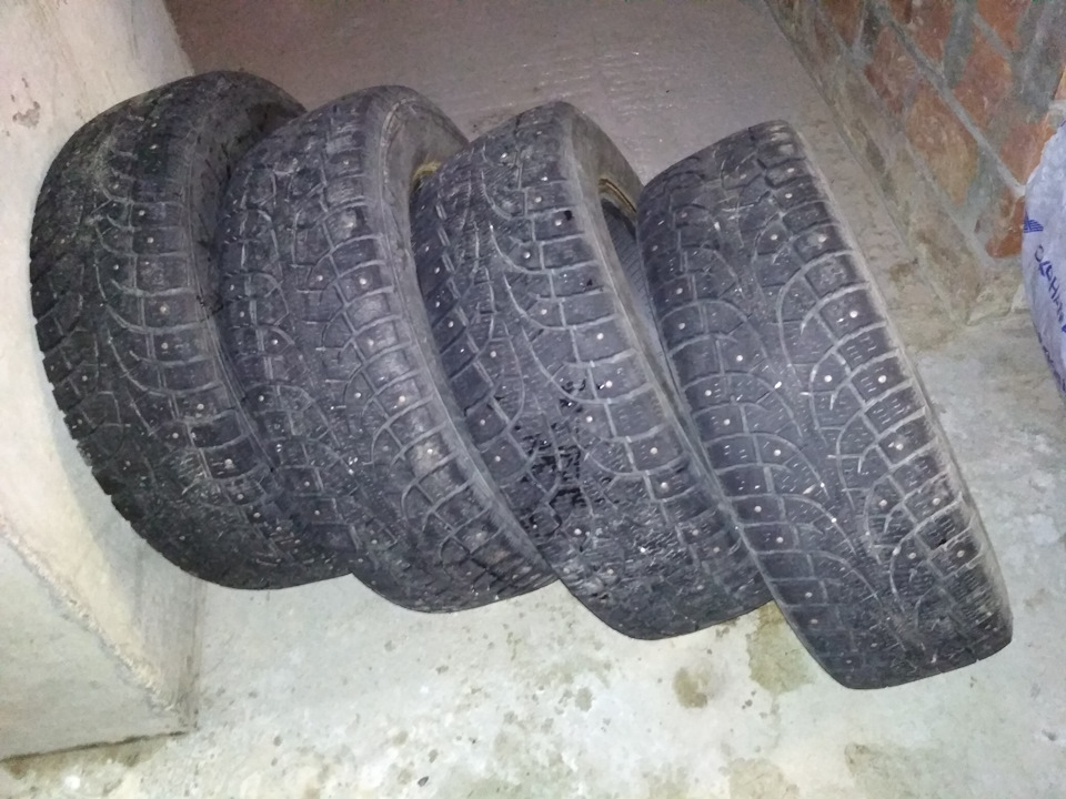 Sava eskimo stud 195/65 r15. Goodyear ultragrip extreme. Фото 195/65/15 чариммхоо. Зимняя резина 195/65 r15 сава. Грип мастер.