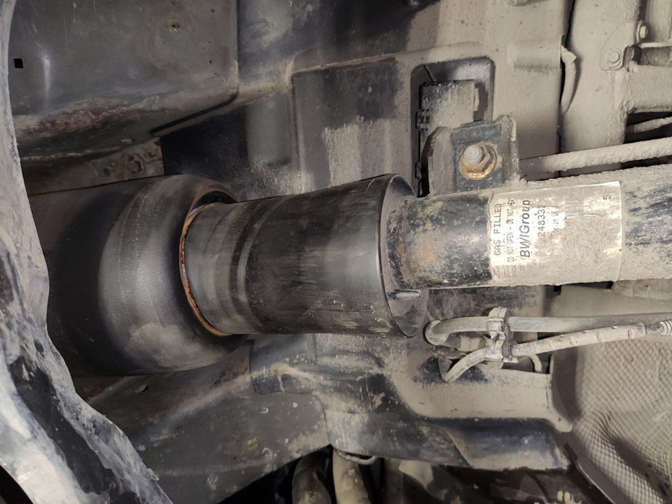 Замена свечи накала Webasto. Чистка горелки — Land Rover Range Rover ...