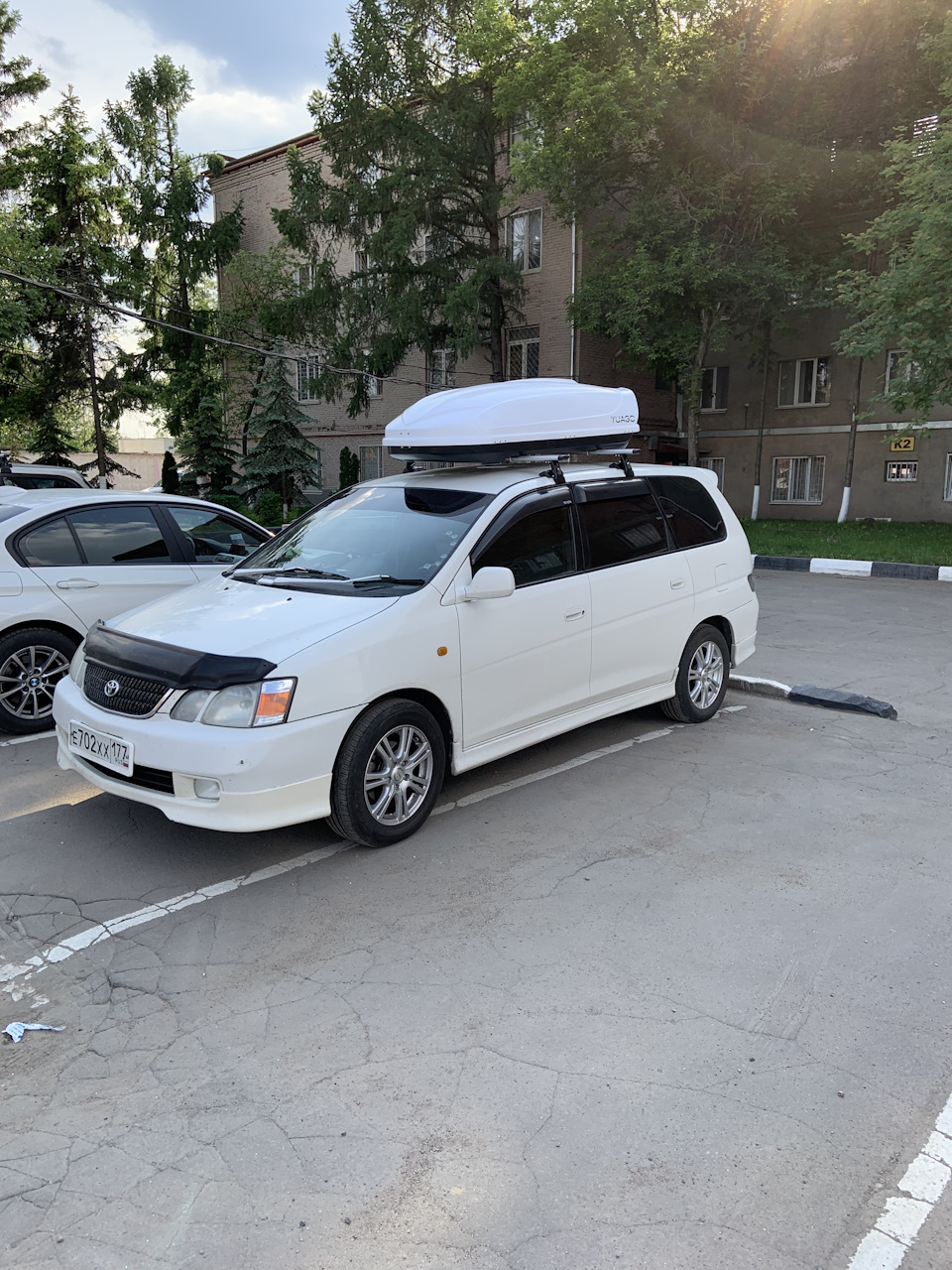 Тойота гаи. Toyota Gaya багажник на кпышу. Багажник на крышу Toyota Gaia. Toyota Gaia бокс на крышу. Багажник на крышу Тойота Гайя.