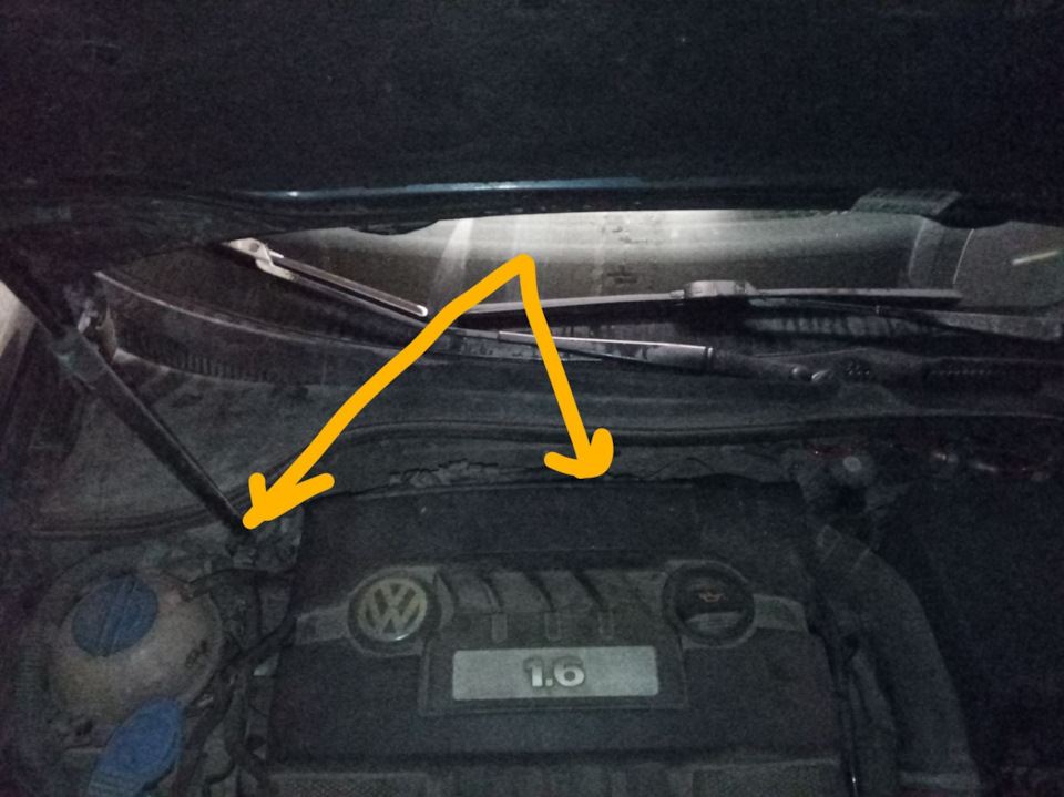 Шумоизоляция моторного щита — Volkswagen Jetta V, 1,6 л, 2008 года ...