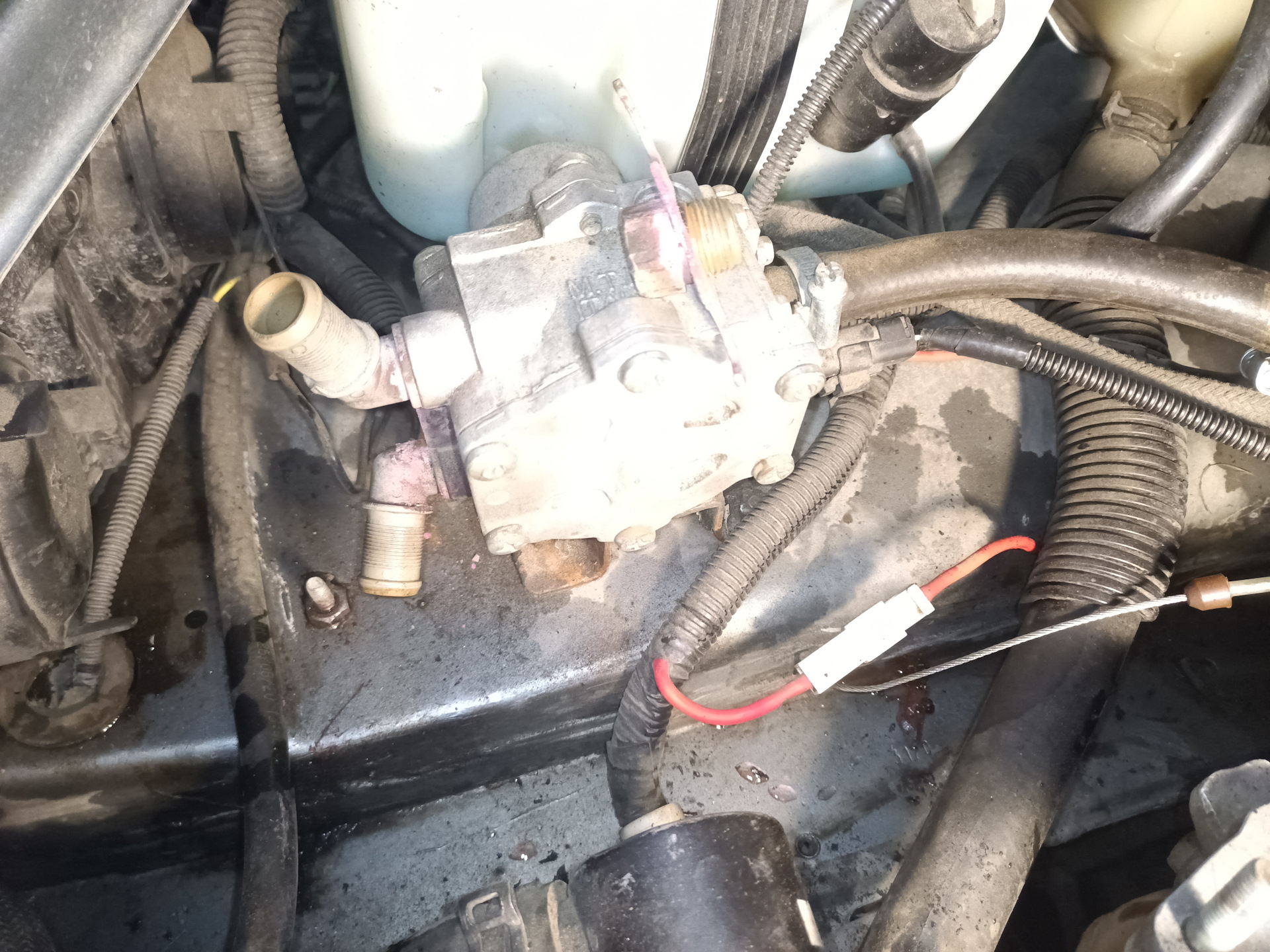 Течь редуктора гбо. Газовый редуктор stb 1135s. Кронштейн редуктора гбо газель. Гбо 4 поколения холостой ход. Течь редуктора гбо.