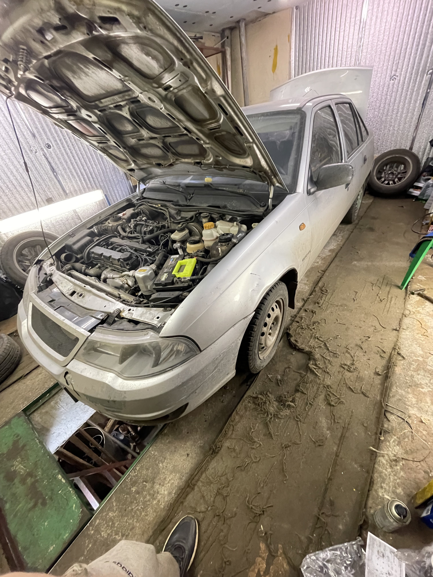 Пружины и опорный подшипник — Daewoo Nexia (N150), 1,6 л, 2010 года ...