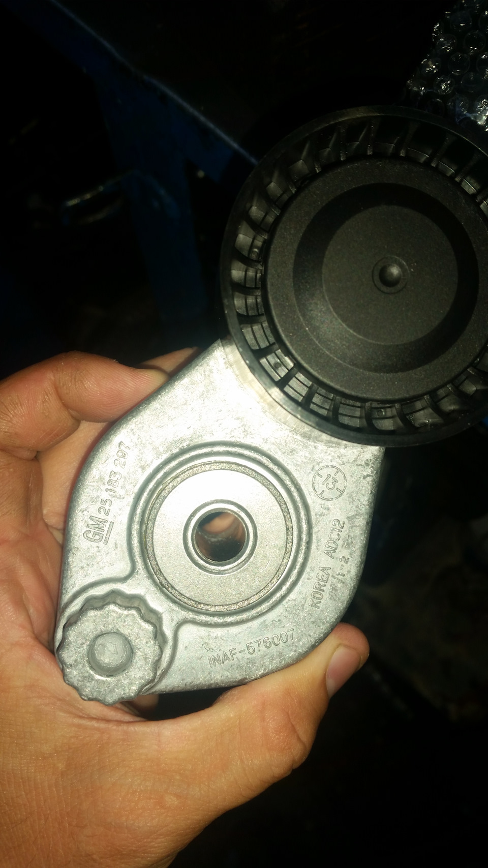 Натяжитель — Chevrolet Cobalt (2G), 1,5 л., 2013 года | поломка | DRIVE2