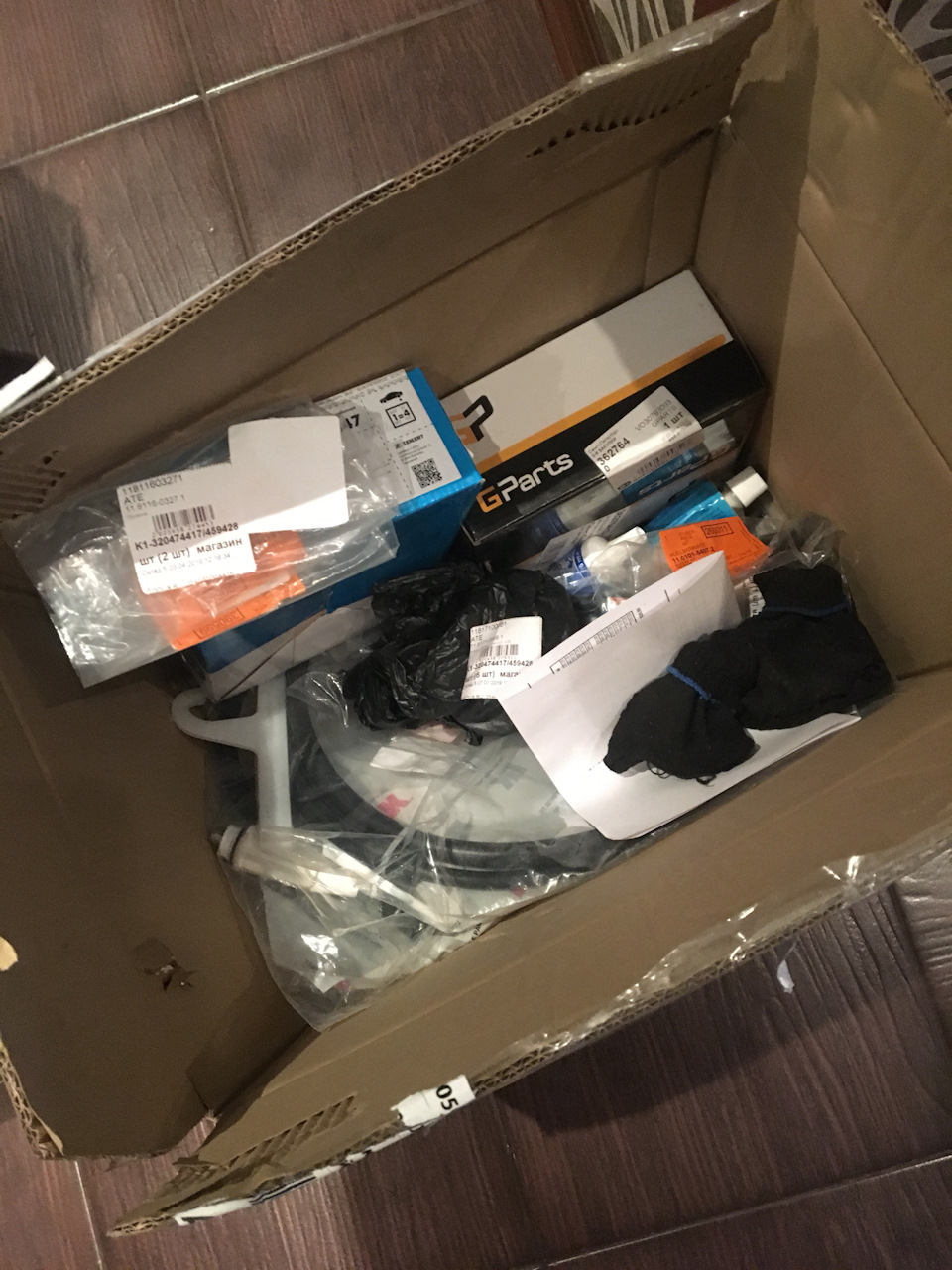 3️⃣4️⃣ Замена вентиля на датчике давления (он же сосок) — Volvo XC70 ...