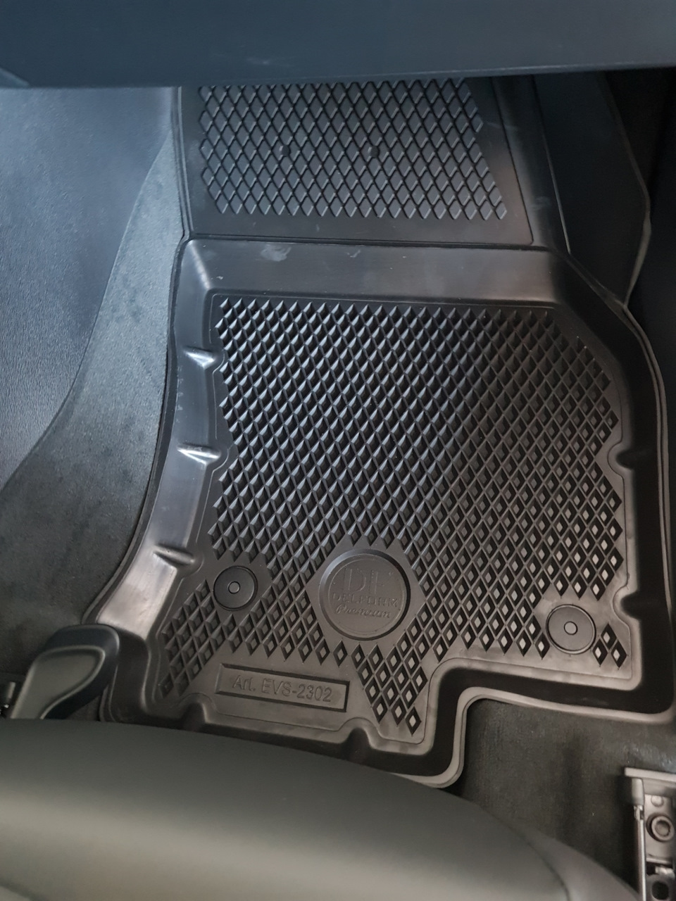 Обзор ковриков от Delform на Audi Q3 с 2018 года (F3) — Delform на DRIVE2